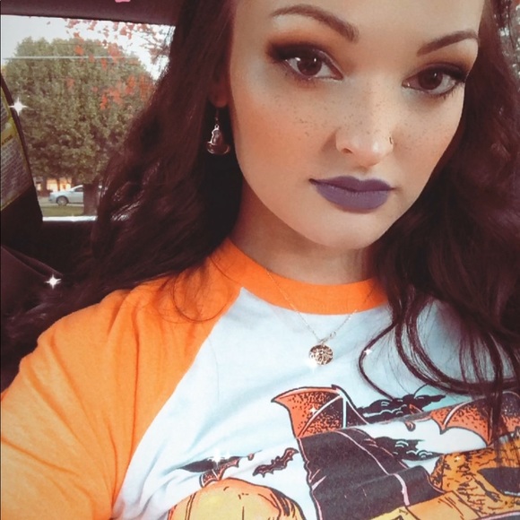 Meet your Posher, Tiffany - Picture 4 of 7